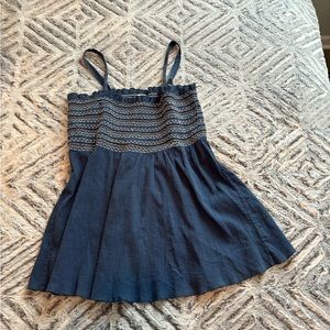 GAP spaghetti strap tank top Women’s LARGE blue embroidered babydoll